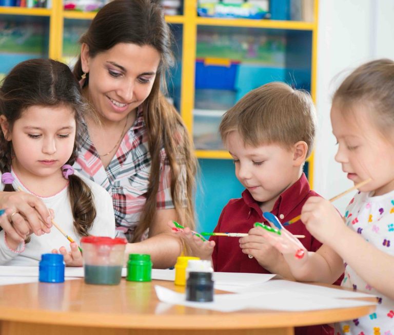 Día del Profesor: honrar a quienes enseñan a leer el mundo